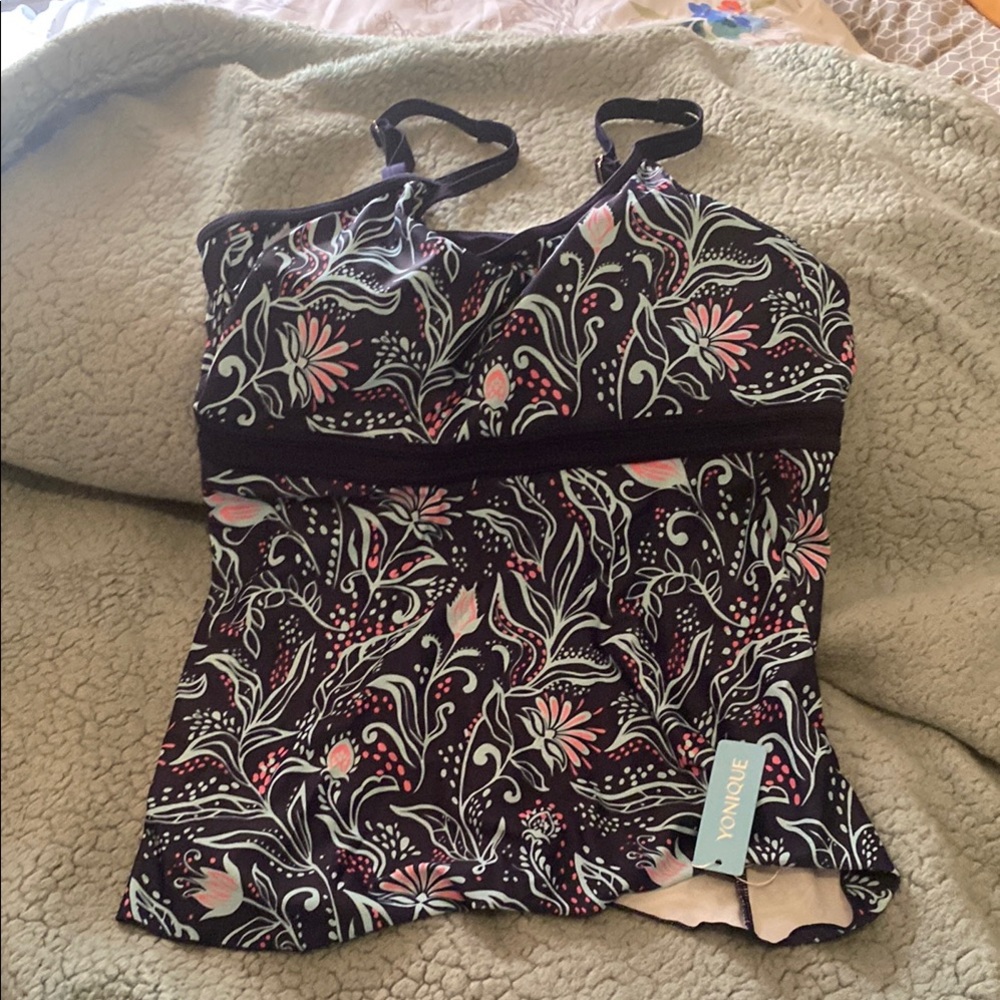 Floral Patterned Tank Top